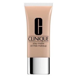 Clinique Stay Matte foundation - unopened